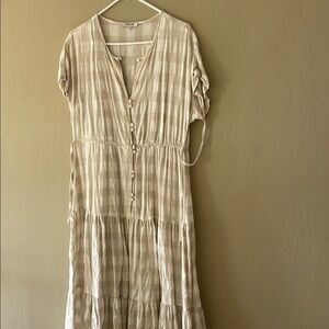 Madewell Buttoned Tie Front Maxi Dress in Tan and Cream
